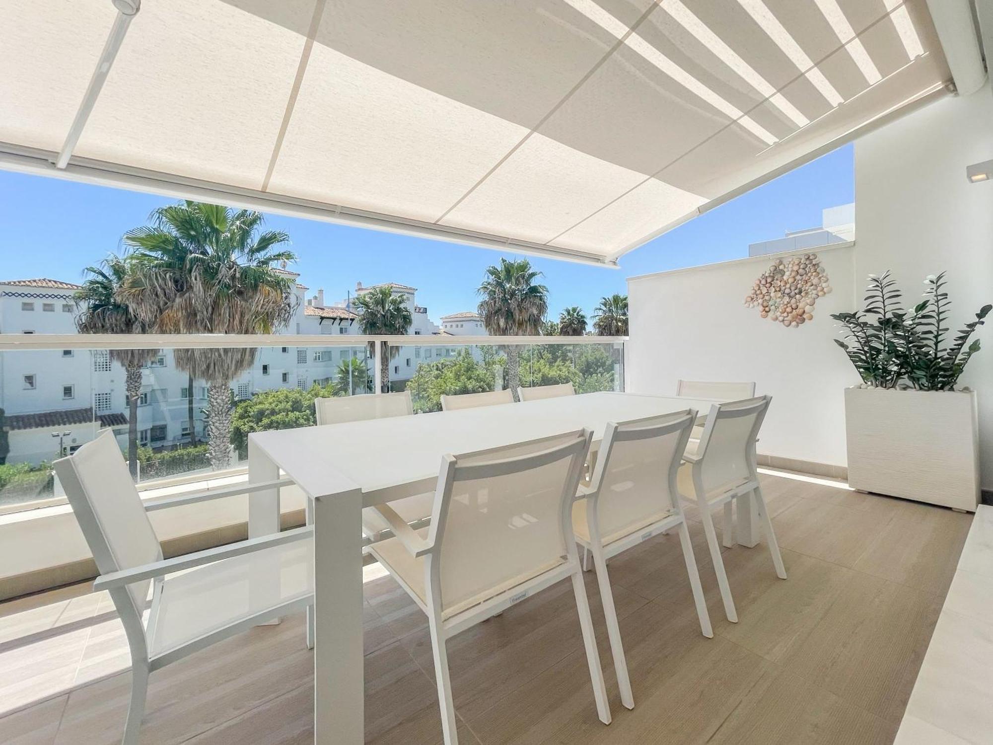 Beachfront Luxury Rooftop Penthouse Wifi Pools Grill I O Nac Paddle Marbella