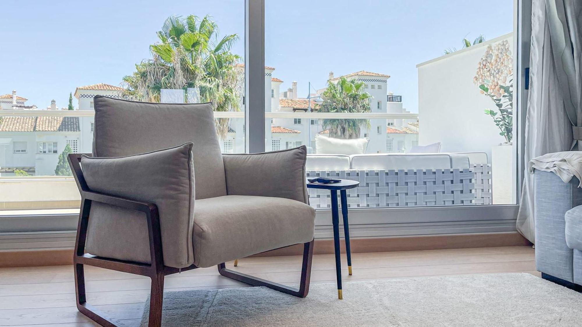 Beachfront Luxury Rooftop Penthouse Wifi Pools Grill I O Nac Paddle Apartment