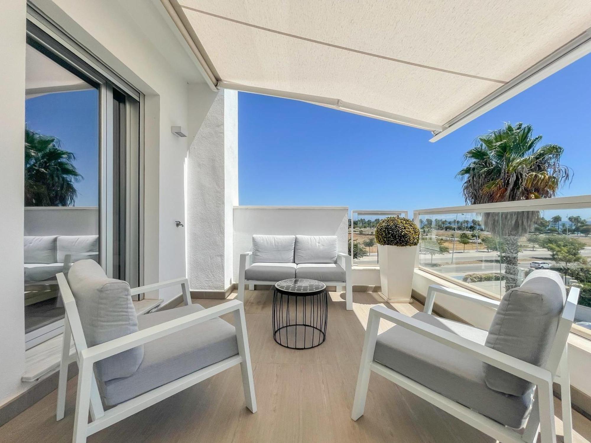 Beachfront Luxury Rooftop Penthouse Wifi Pools Grill I O Nac Paddle Apartment *